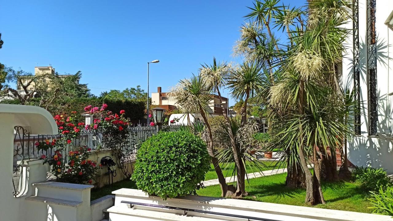 Villa Mary Trani Esterno foto