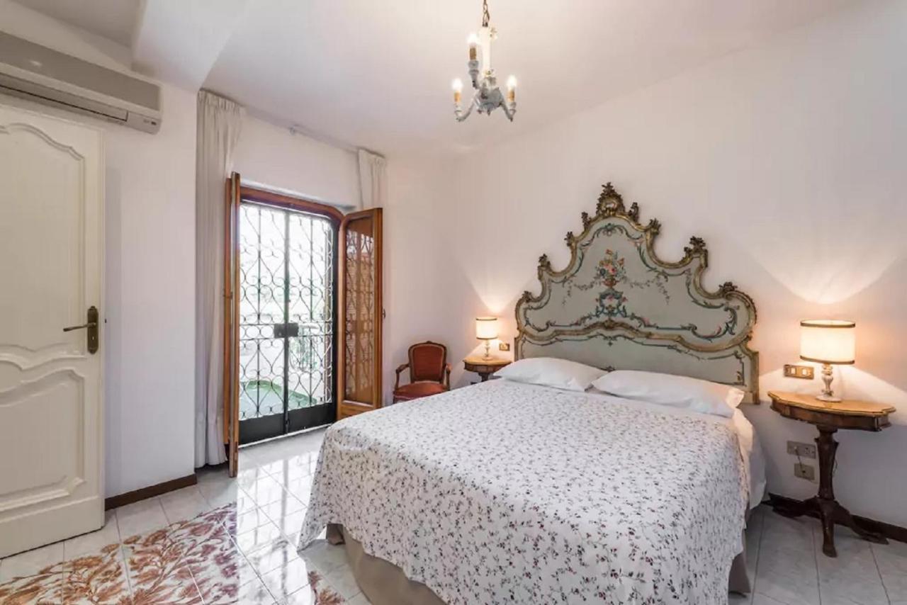 Villa Mary Trani Esterno foto